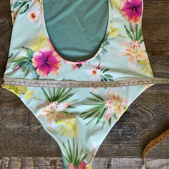 🎉HOST PICK ! Rip Curl |  one piece swimsuit - Picture 6 of 8